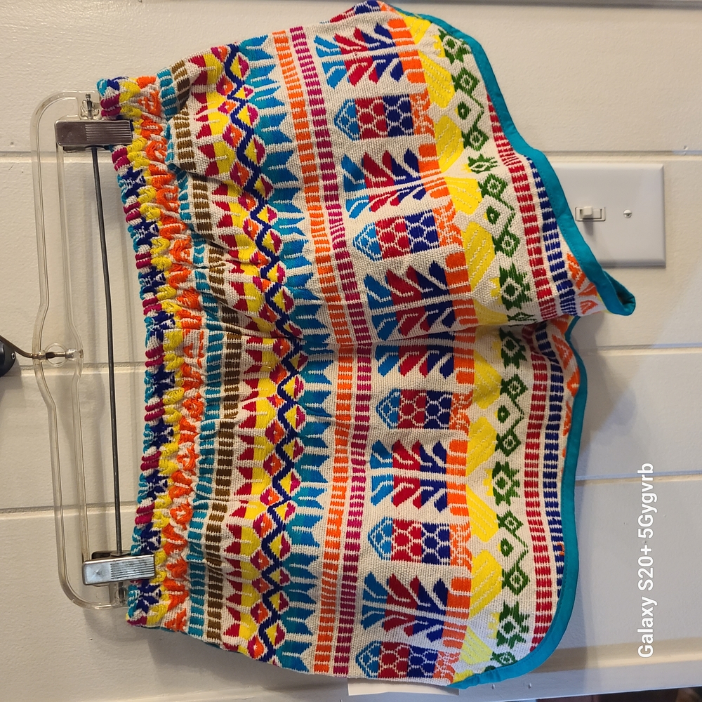 Colorful Patterned Women's Shorts - Picture 2 of 5